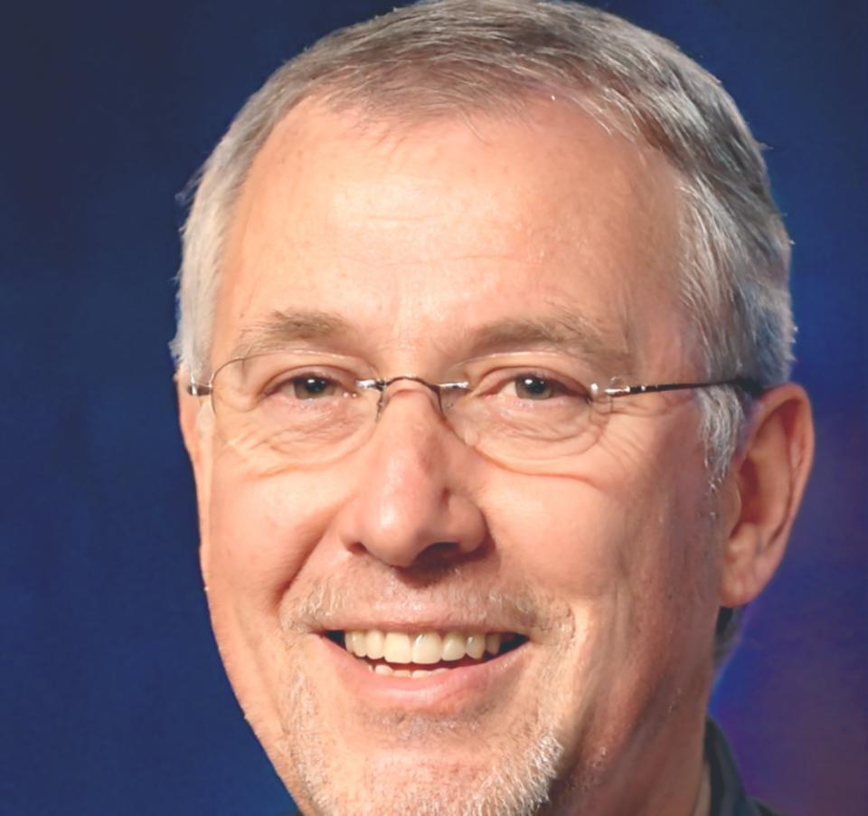 Ritratto di Damiano Fioravanti, life coach esperto